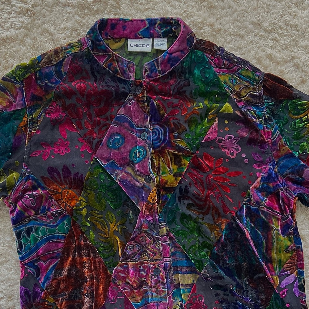 Juniors Chico’s Button down Mesh Pattern Top